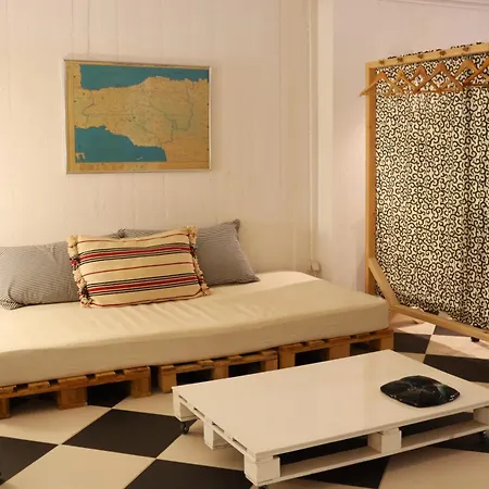 Apartment Crete Retreat - Nature & Comfort Await *