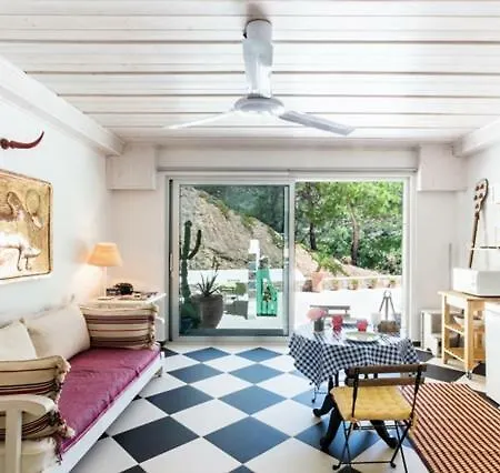 Crete Retreat - Nature & Comfort Await Apartment *